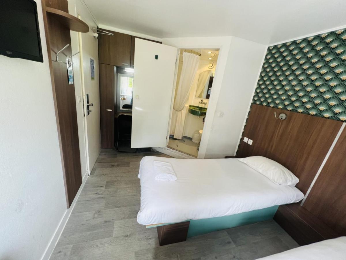 Kyriad Direct Val De Reuil Val-de-Reuil ภายนอก รูปภาพ
